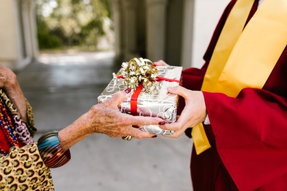 Top 10 Graduation Gifts to Inspire and Delight